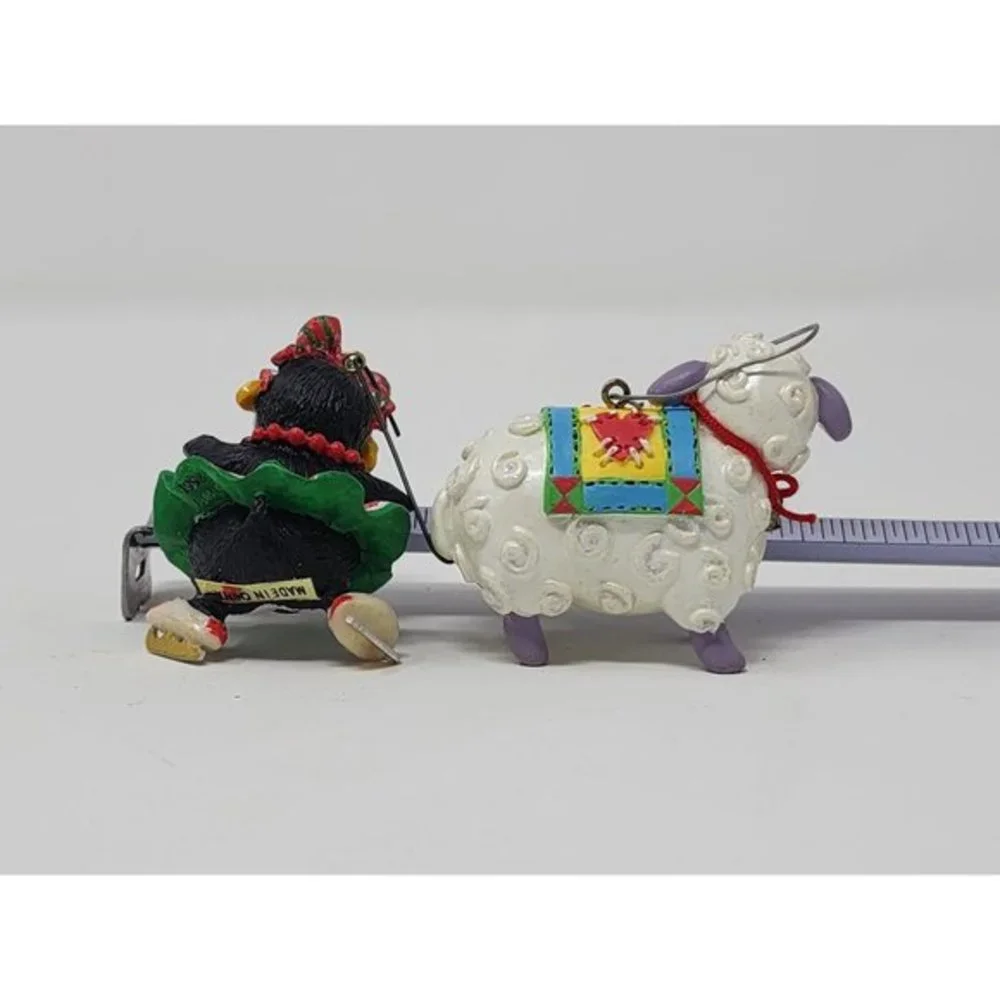 2‎ Carlton Cards Christmas Ornaments 1999 Patty Penguin And Lambie Pie